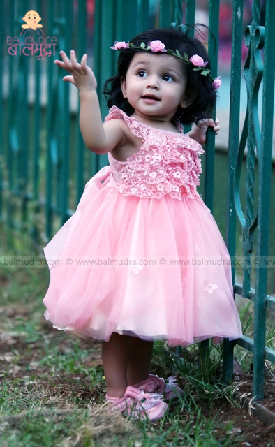 Girl Wearing Tiara , #BestBabyphotographer# BestChildPhotographer ...