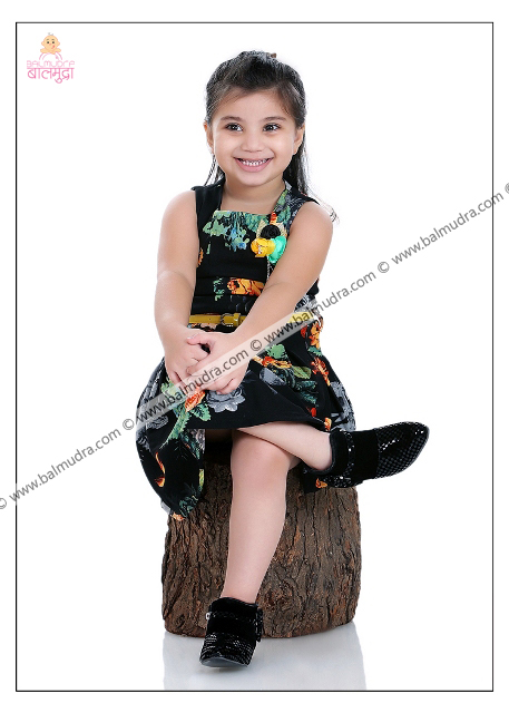 4 Years Old Indian Cute Girl in Black Dress Professional Portfolio Photo Session in Balmudra Studio Pune