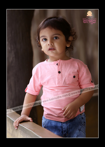 2 years old cute baby boy portfolio shoot in balmudra studio pune